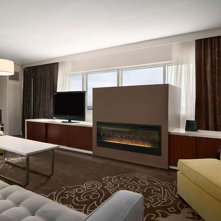 מלון College Park Hilton Atlanta Airport חדר תמונה